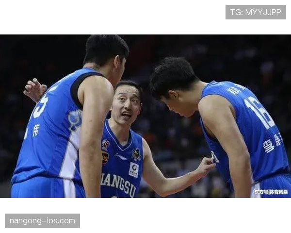 无球跑位撕开一号位换防 提升特伦特三分效率胜于持球